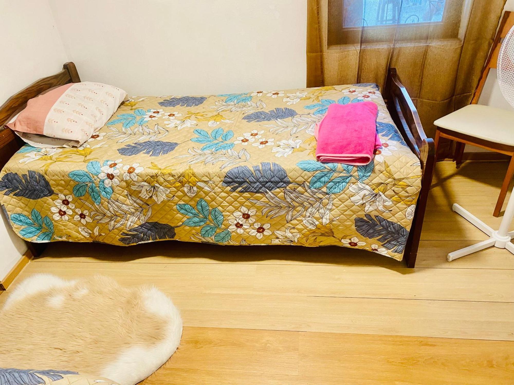Japji Guest House Esmeriz Vitoria Bagian luar foto