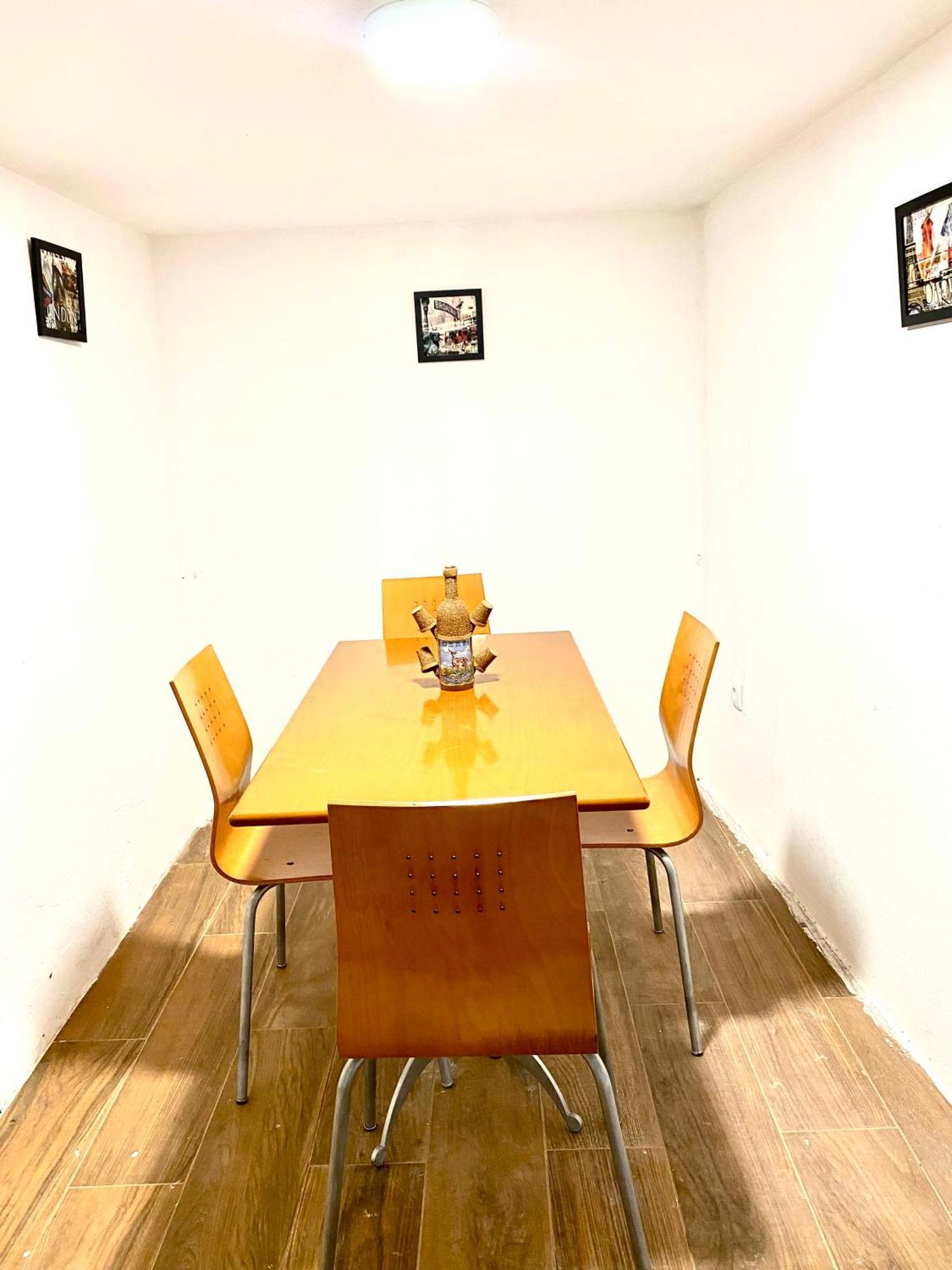 Japji Guest House Esmeriz Vitoria Bagian luar foto